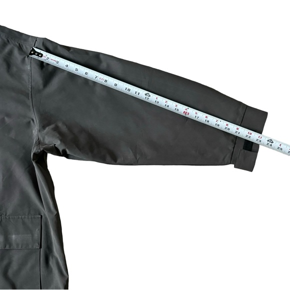 NWT FEAR OF GOD ESSENTIALS Barn Jacket Iron M - Picture 4 of 15